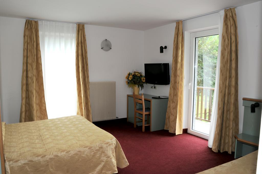 Hotel Sport Pieve Di Ledro Room photo