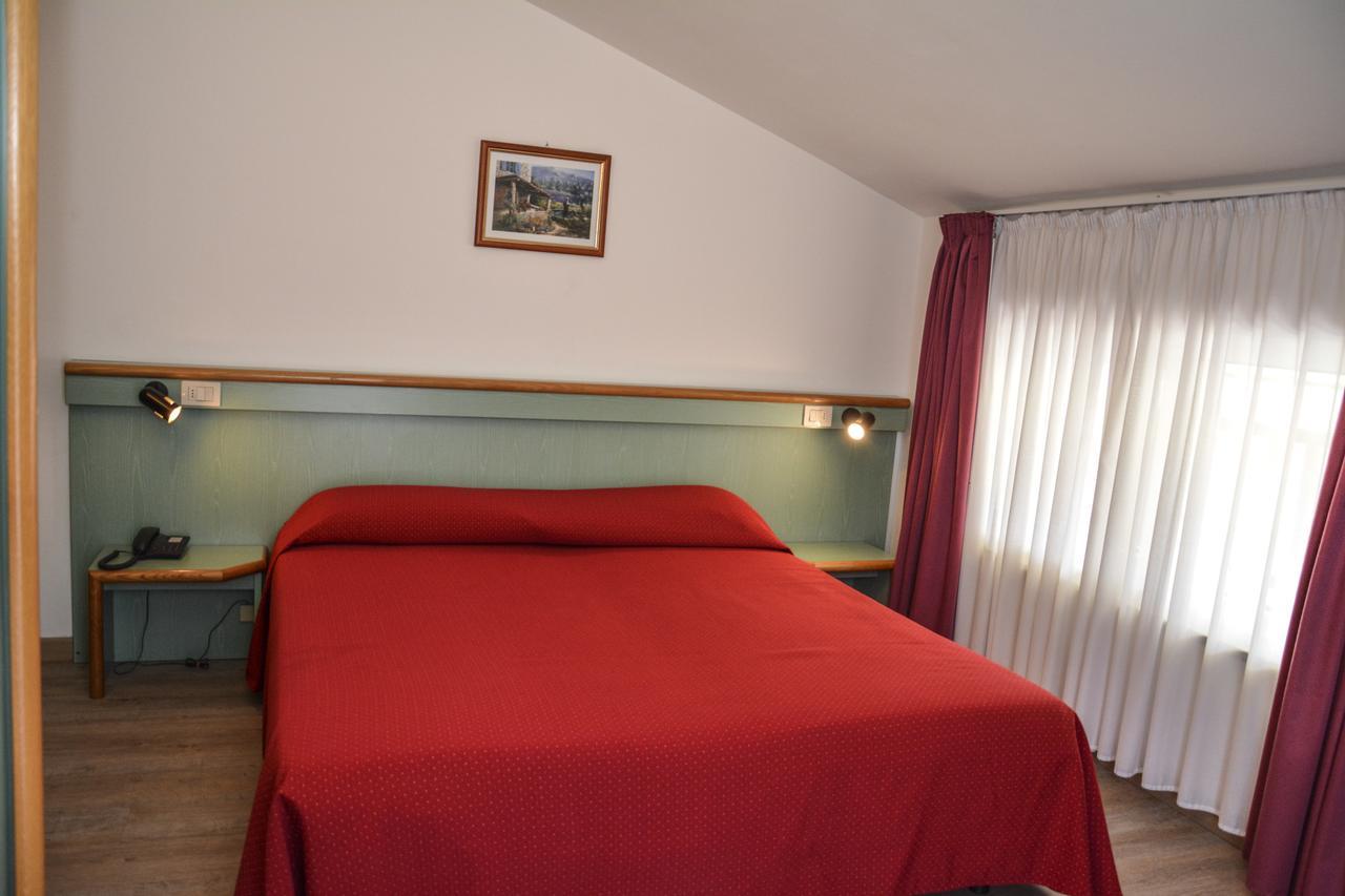Hotel Sport Pieve Di Ledro Exterior photo