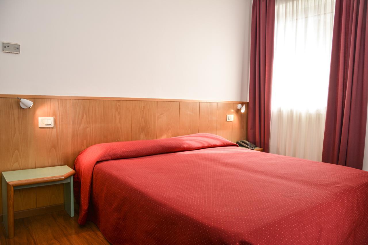 Hotel Sport Pieve Di Ledro Exterior photo