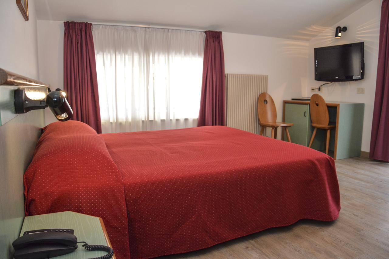 Hotel Sport Pieve Di Ledro Exterior photo