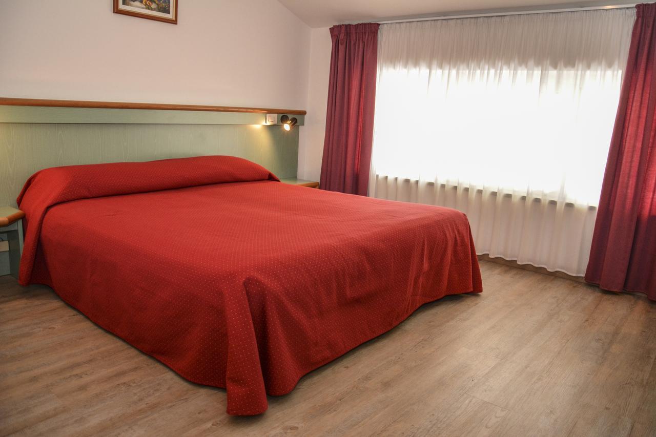 Hotel Sport Pieve Di Ledro Exterior photo